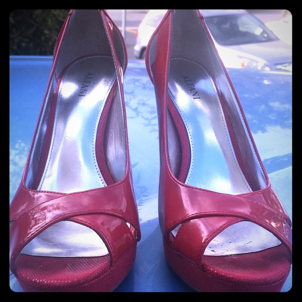 Alfani cherry Red Stilletos 7.5 M